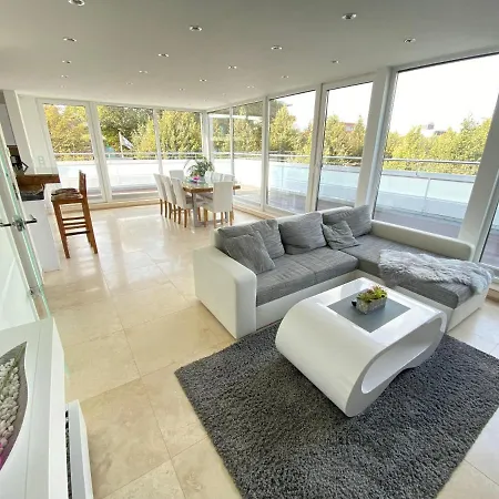 Moderne-penthousewohnung-mitten-im-zentrum-grosse-dachterasse